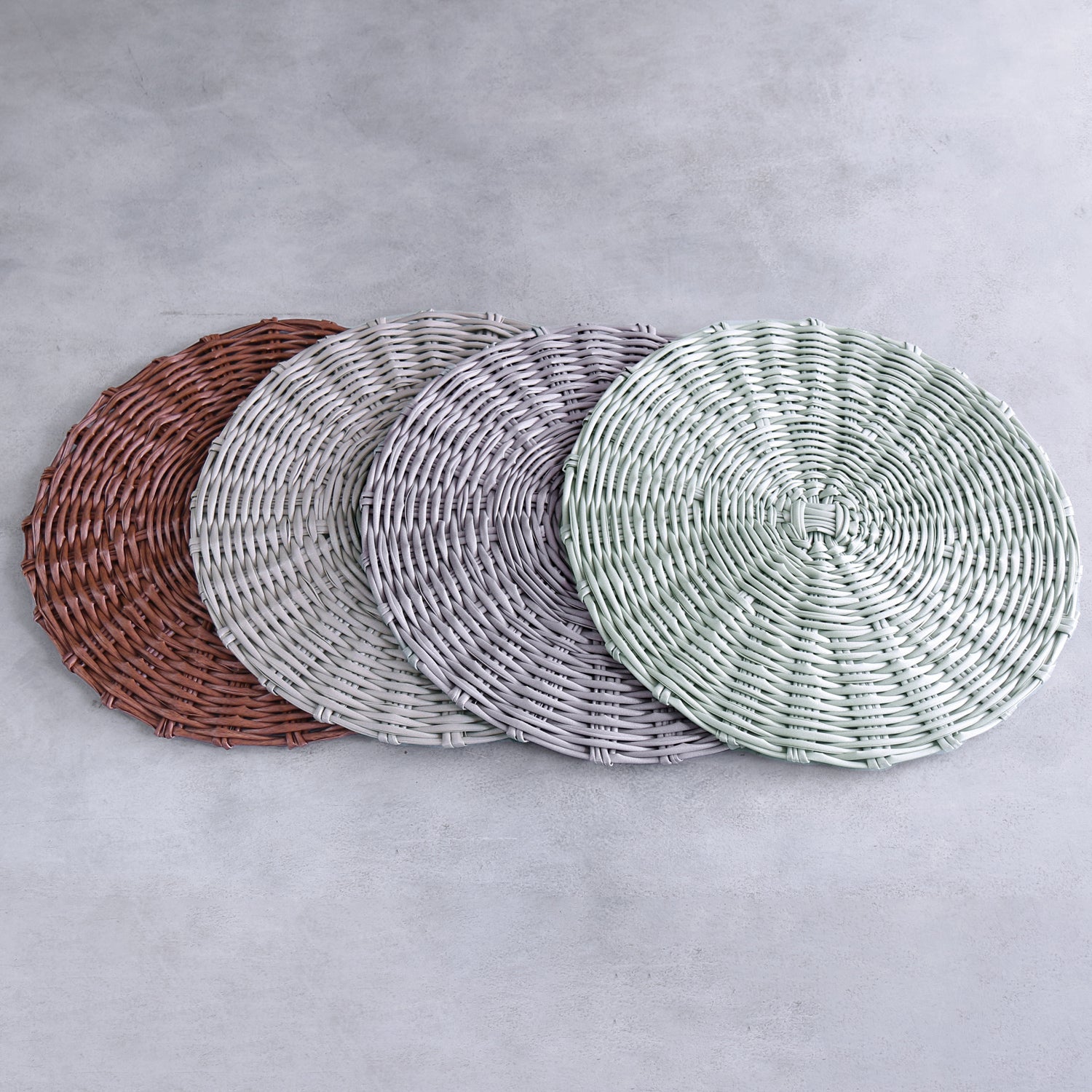 VIDA Faux Wicker Placemats Set of 4 (Brown)