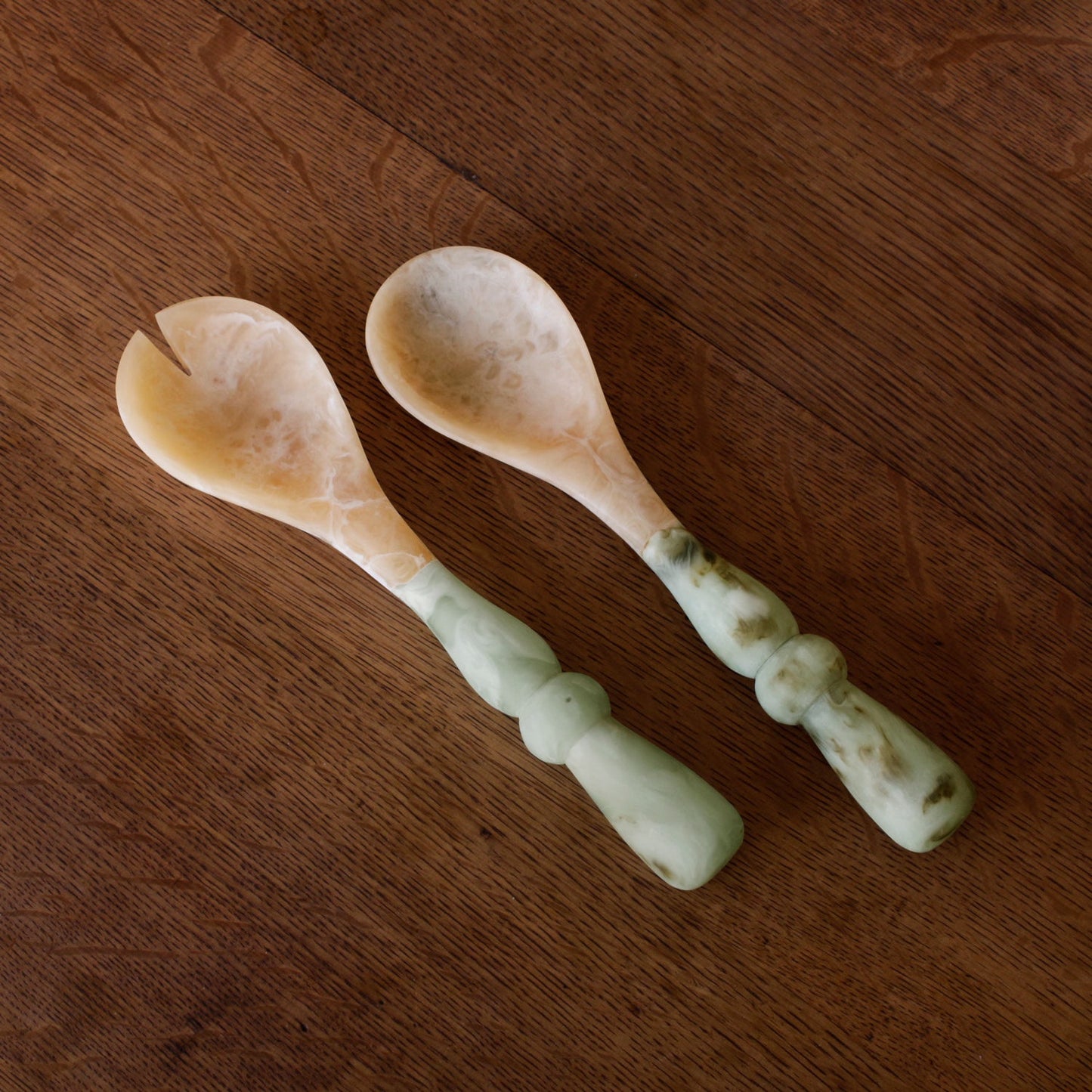 RESIN Giada Salad Servers (Jade Swirl)