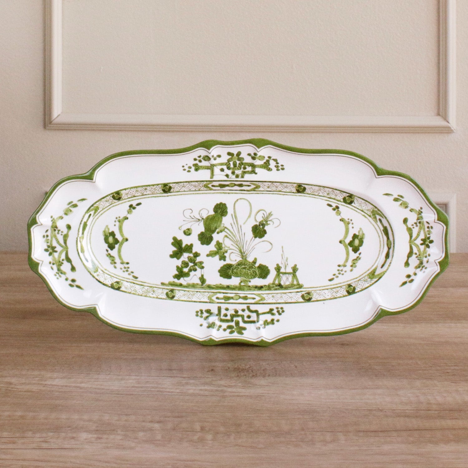 VIDA Faenza Long Oval Tray (Green and White)