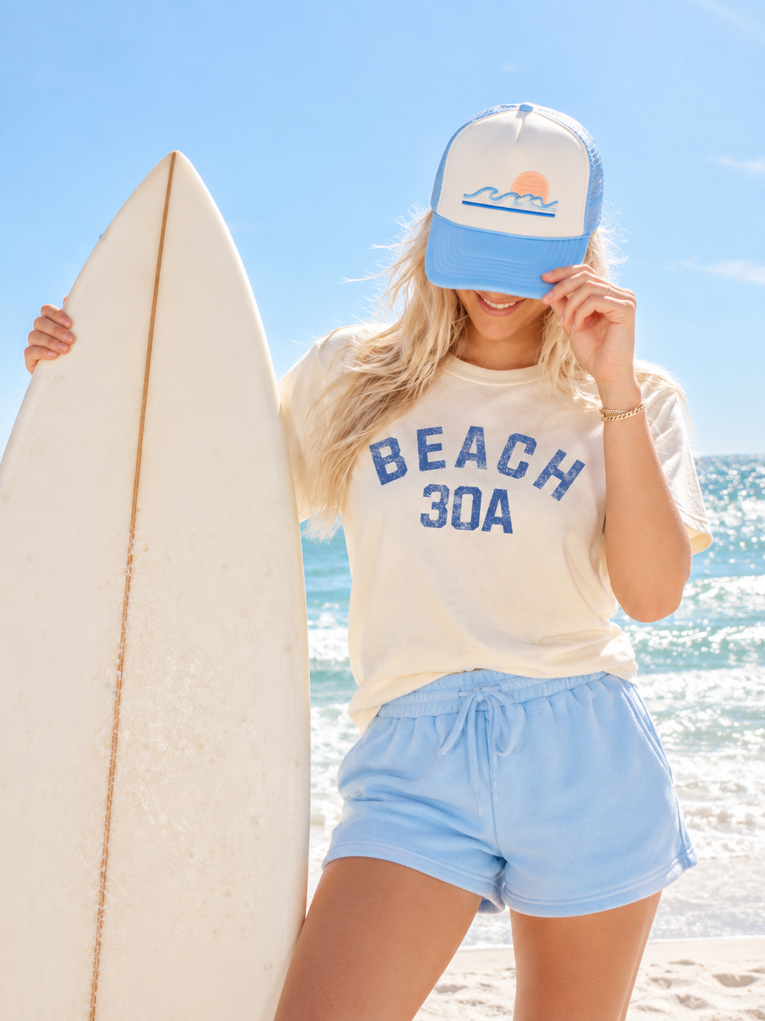 Beach 30A Curve Tee -blue on ivory
