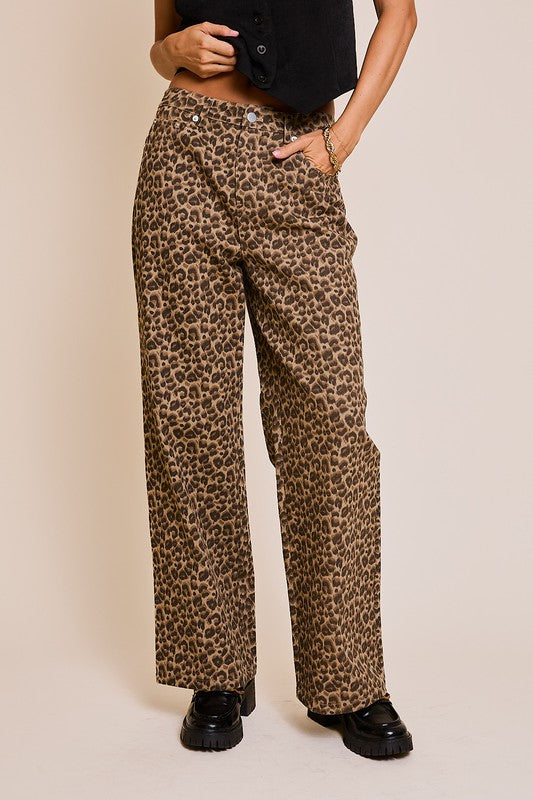 Wide Leg Animal Print Pant