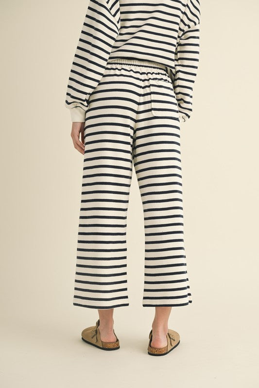 Stripe Pattern Straight Leg Pant - Navy