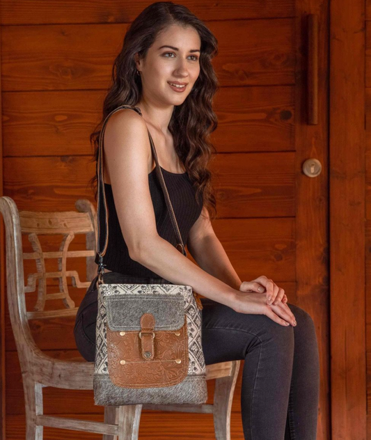 Perfect Mania Shoulder Bag