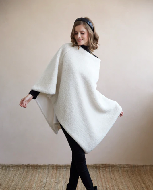Olsen Poncho - Ivory